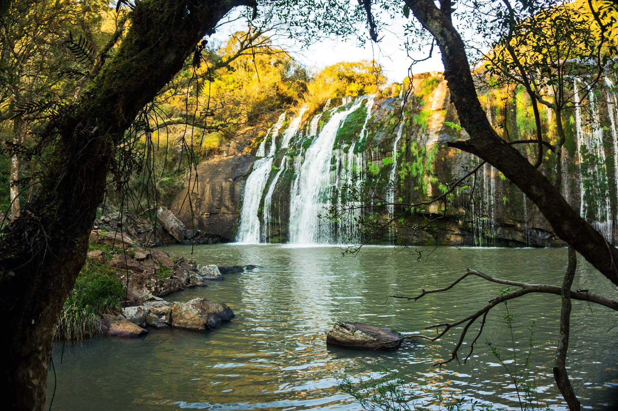 ></p><h2><strong>Conceito e valores:</strong></h2><p><b>Unir</b></p><p dir=