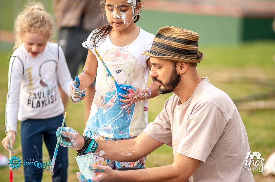 >Oficina de pintura livre Terra 2017. Fotografia: <a class=
