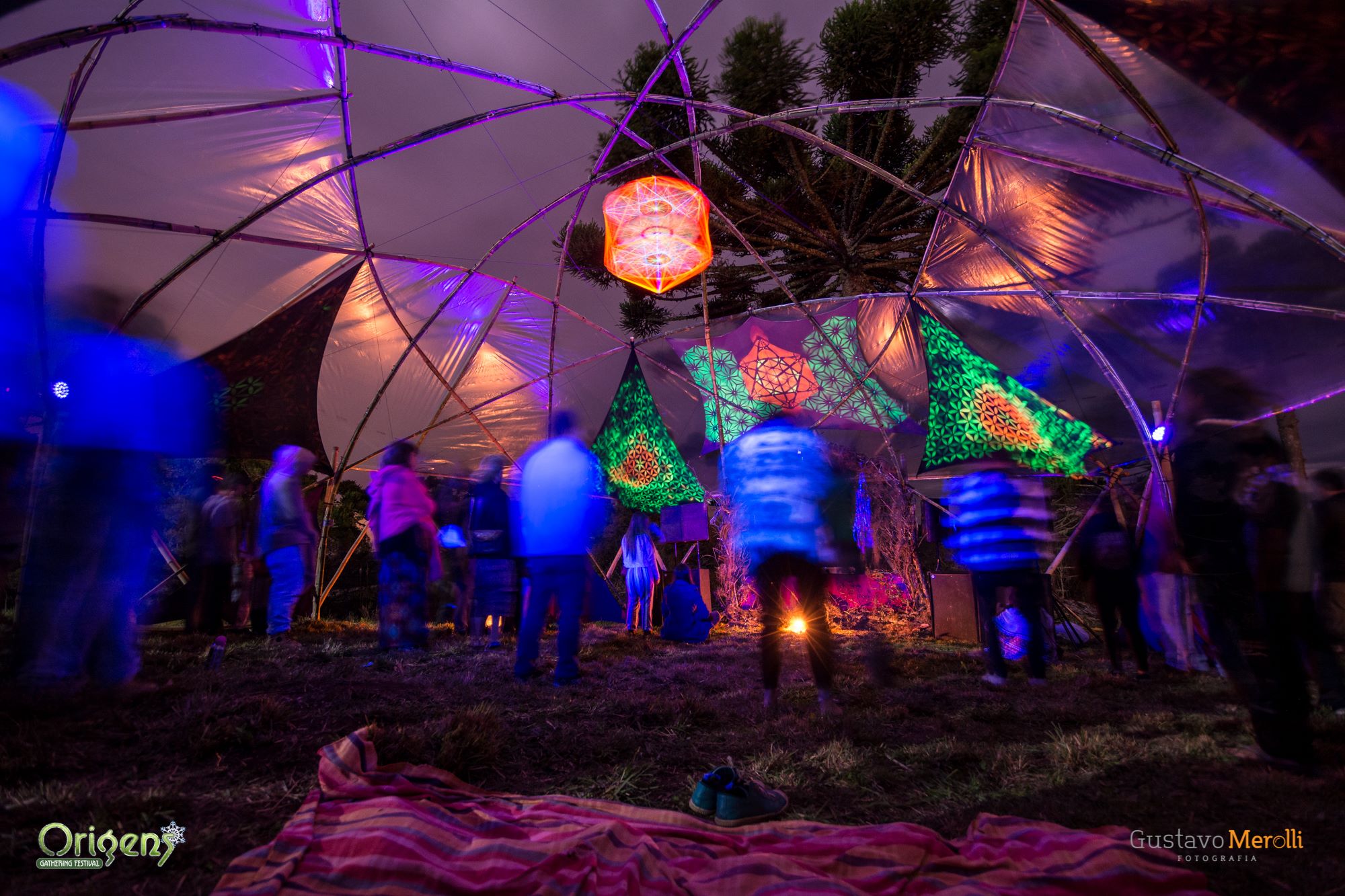 ><img data-lazyloaded=