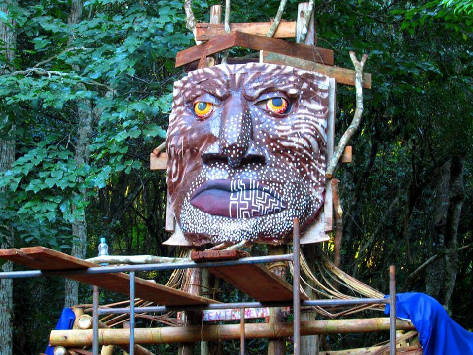 ><img data-lazyloaded=