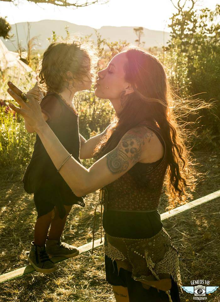 ><img data-lazyloaded=