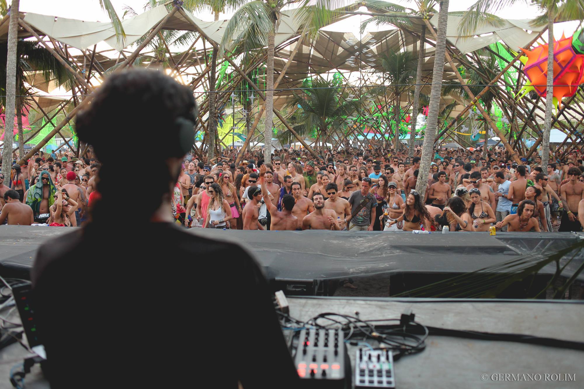 ><em>Universo Paralello, 2015</em> | Fotografia: Germano Rolim</p><p style=